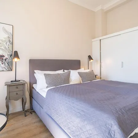 Albertine App 07 Apartament *